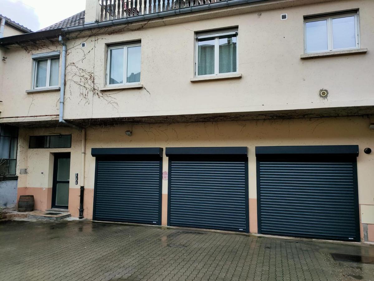Au Perron Avec Garage Et Balcon A Ribeauville Exterior foto